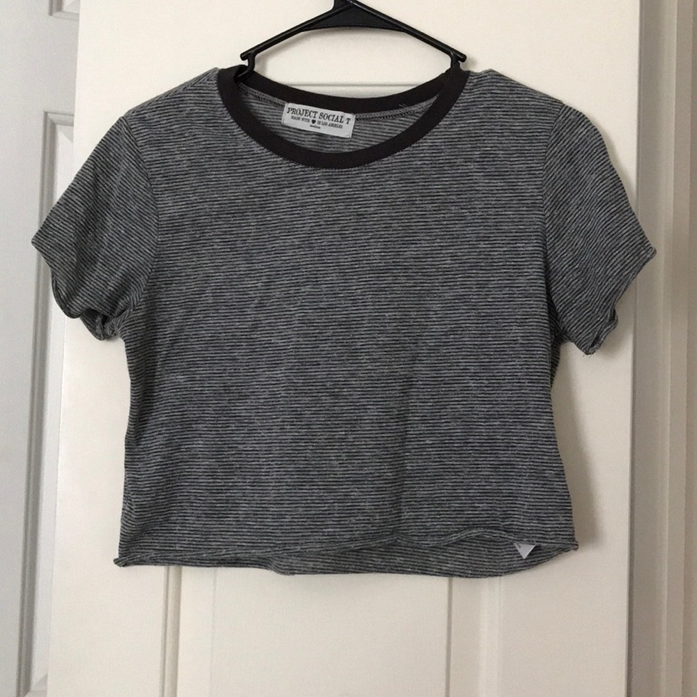 Crop top tee